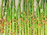 Garlicky Baked Asparagus