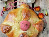 Pan de Muerto (Mexican Day of the Dead Bread) #eattheworld