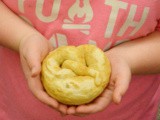 Praying Arm Pretzels #EasterRecipes