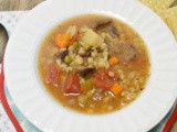 Slow Cooker Beef & Barley Soup