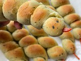 Snake Breadsticks