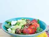 Spinach-Strawberry Salad with Candied Pecans