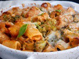 Cheesy Broccoli Pasta Bake