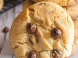 Easy Chocolate Chip Cookies