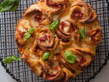 Easy Pull Apart Pizza Rose Bread