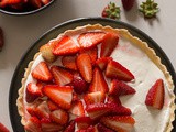 Fresh Strawberry Pie with a Mascarpone Filling