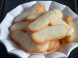 Italian Lingue di Gatto (Flat Cookies)