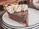 Old Fashioned Chocolate Cream Pie