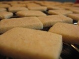 Gingerbread House Cupcakes