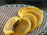 Chinese Pumpkin Pancakes 金瓜饼