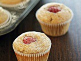 Coconut and Raspberry Banana Muffins 椰香覆盆子香蕉玛芬