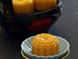 Pumpkin Ang Ku Kueh Mooncakes 南瓜红龟糕月饼