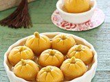 Pumpkin Tang Yuan 金瓜汤圆