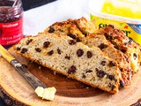 Irish Soda Bread {Easy, Quick and No Knead!}