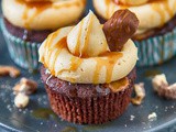 Twix Cupcakes