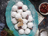 Mexican Wedding Cookies (Polvorones)