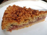 Apple and Rhubarb Crumble Pie