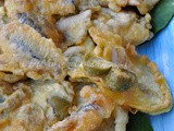 Alici impanate e fritte con olive ricetta facile