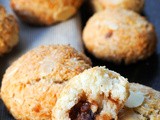 Amaretti ripieni alla nutella dolci alle mandorle