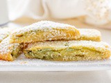 Bicotti arrotolati al pistacchio e mascarpone