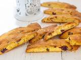 Biscotti alla frutta secca e miele
