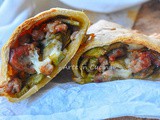 Calzone salsiccia e carciofi