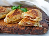 Calzoni mortadella e provola in padella