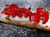 Cannoli con mousse al cocco e fragole