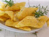 Chiacchiere al rosmarino salate