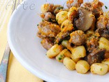 Chicche con salsiccia funghi e zucca ricetta gnocchi