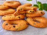 Ciambelline con gocce di cioccolato biscotti