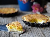 Crostatine alla ricotta con crema di mandorle