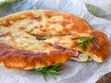 Focaccia acqua e farina in padella veloce