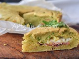 Focaccia versata alle zucchine con speck