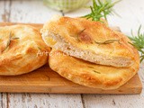 Focaccine con patate nell’impasto