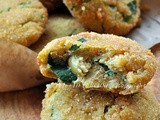 Frittelle di zucchine e ricotta con olive