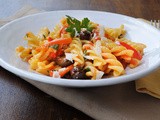 Fusilli alla siciliana con peperoni e olive