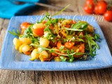 Gnocchi con pomodorini rucola e zucchine veloci