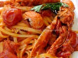 Linguine con scampi e tonno al pomodoro