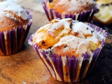 Muffin allo yogurt con pere e cioccolato