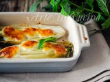 Parmigiana di indivia e formaggio gratinata al forno