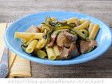 Pasta con funghi e zucchine ricetta facile