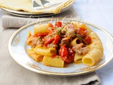 Pasta salsiccia e pomodorini ricetta veloce