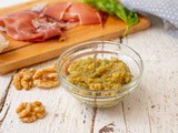 Pesto di noci crema per pasta e bruschette