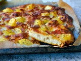 Pizza con patate e origano in teglia