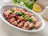 Polpo in insalata con limone e prezzemolo