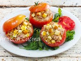 Pomodori freddi ripieni di tonno e uova