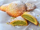 Ravioli al pistacchio biscotti di frolla ripieni