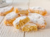 Ricciarelli di Siena biscotti alle mandorle