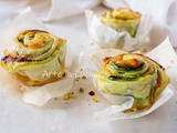 Rose di pasta sfoglia al pistacchio e crema